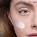 ژل کرم ضد لک و آبرسان لاروش پوزای مدل EFFACLAR DUO+M