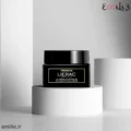 کرم ضد چروک و جوانساز لیراک مدل Premium The Voluptuous Absolute