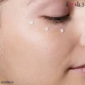 کرم دور چشم ترمیم کننده و آبرسان سراوی